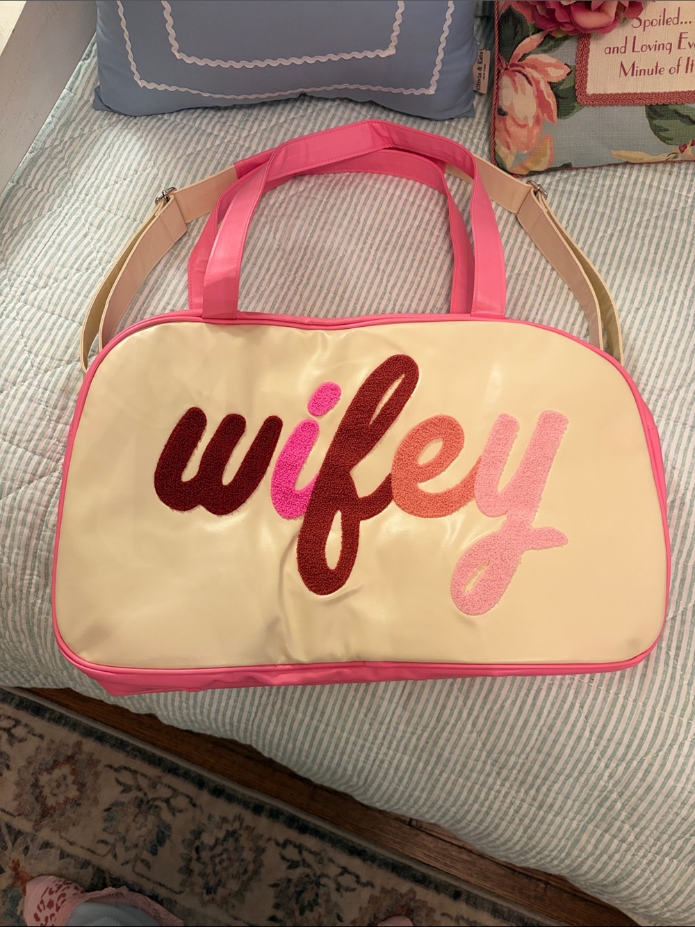 Cream and Pink 'Wifey' Travel Tote Bag
